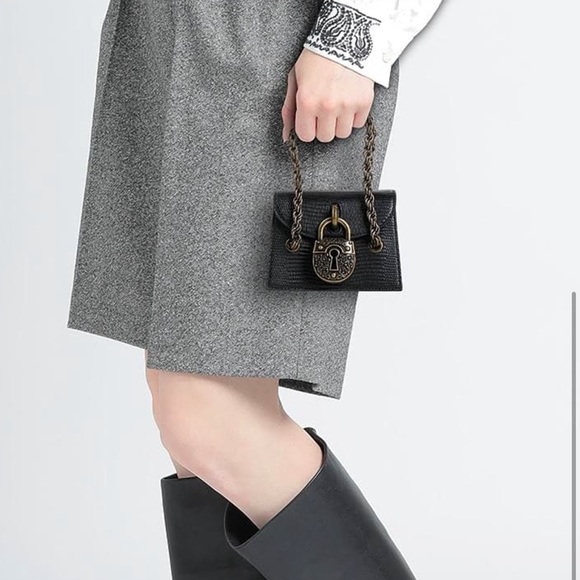 MOSCHINO NWT  Black Solid Padlock Crossbody Leather Handbag - Picture 8 of 10